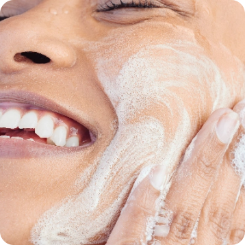 <p>Exfoliating gently to</p>